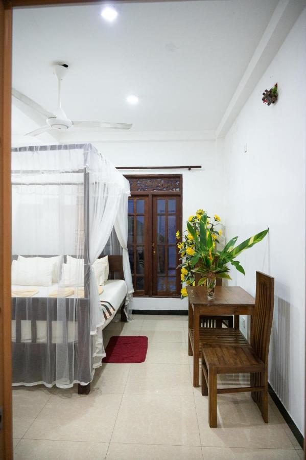 Villa Sunimal Unawatuna Esterno foto
